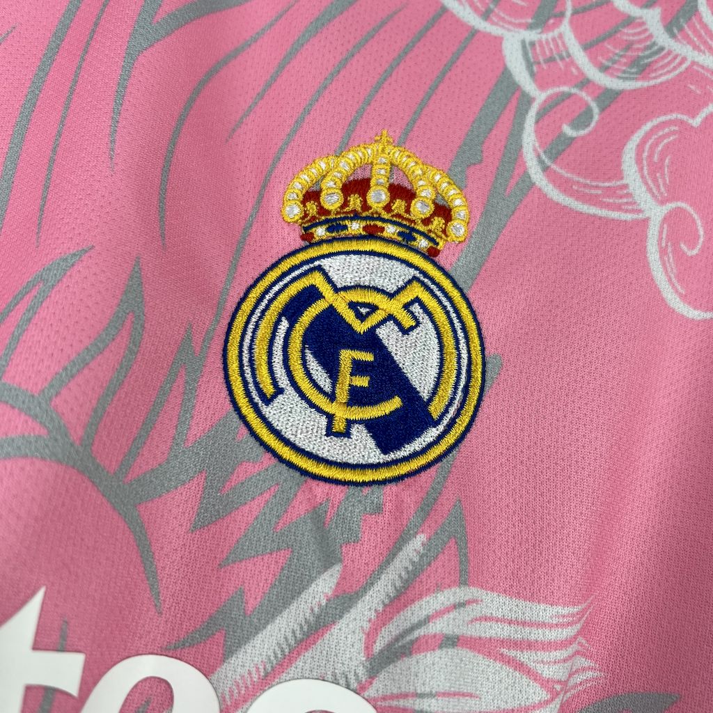 Real Madrid Pink Dragon Kit