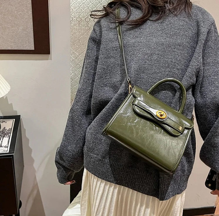 Midnight Belle Carryall