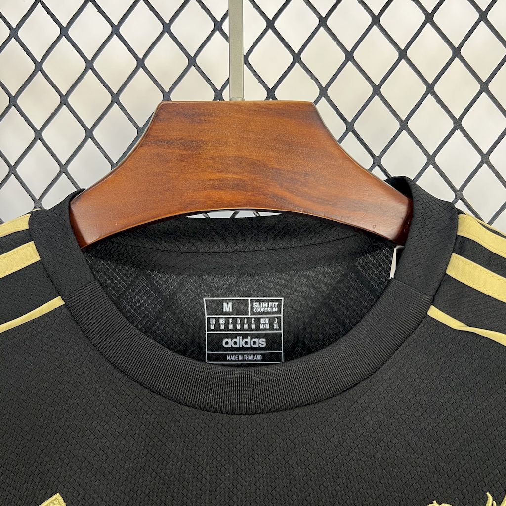 Liverpool Black Gold Kit