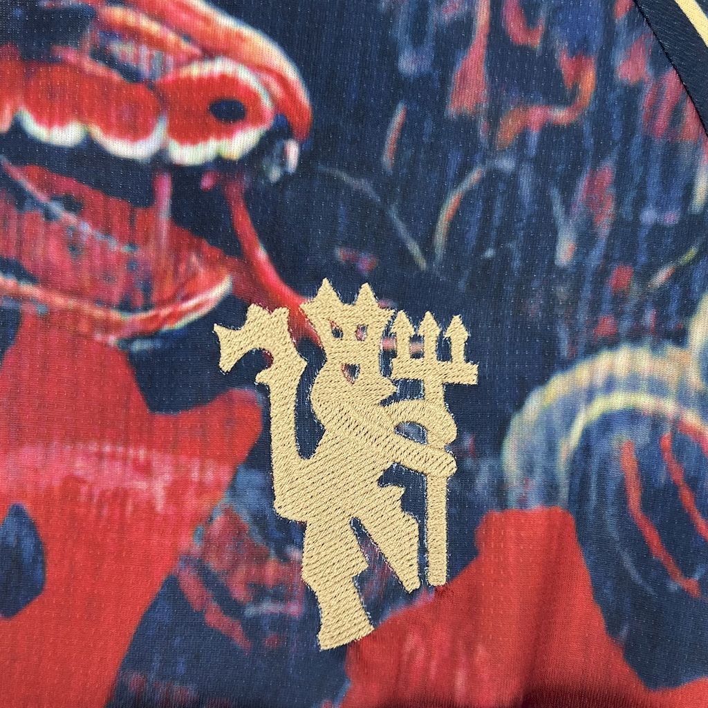 Manchester United Chinese Snake Kit