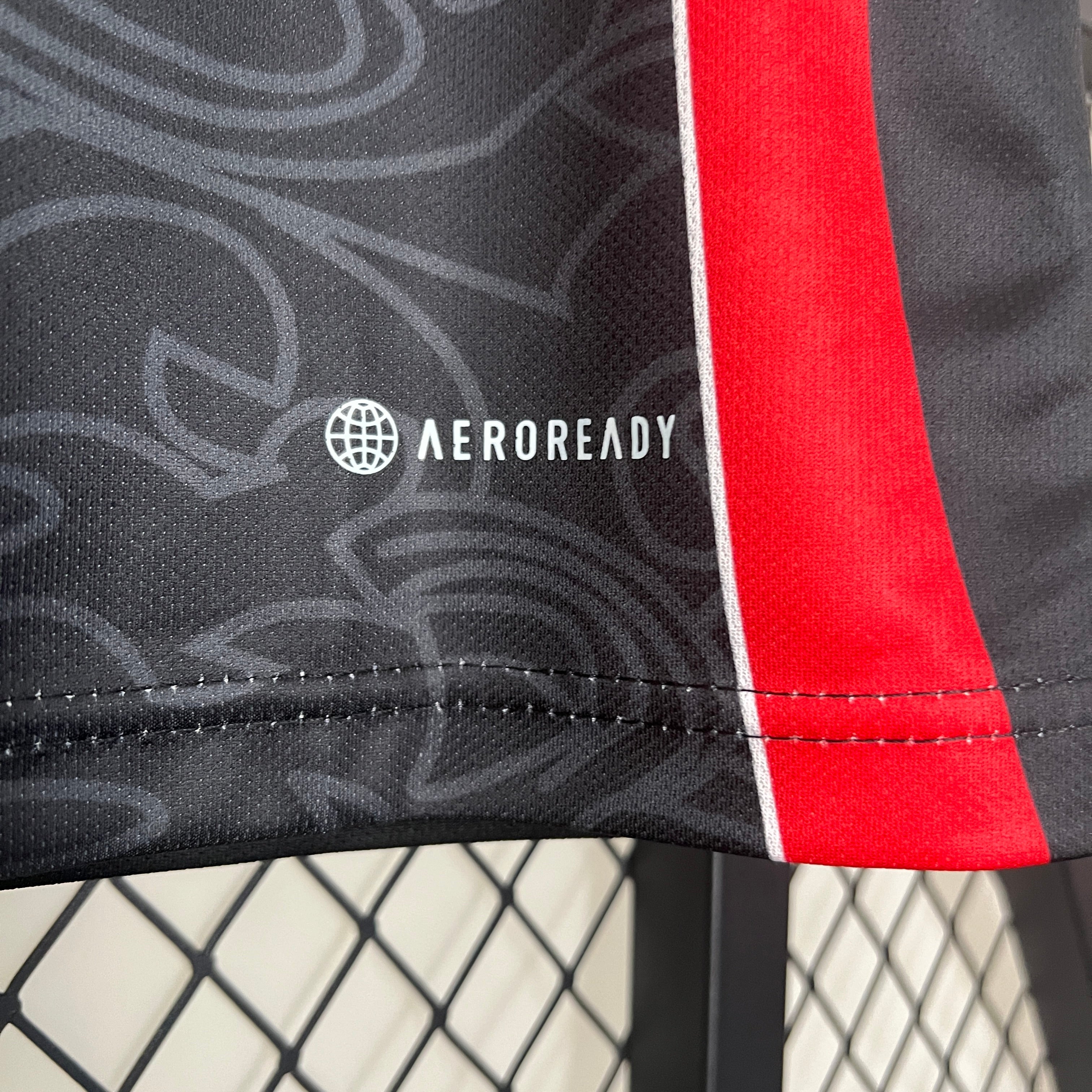 Japan Black Mountain Kit