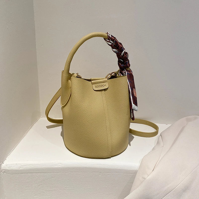 Céleste Belle Bucket Bag