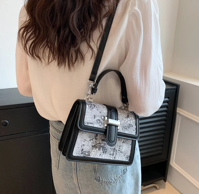 Jardin Secret Satchel