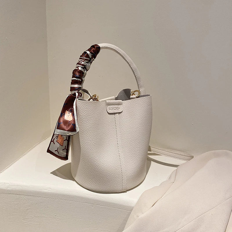 Céleste Belle Bucket Bag