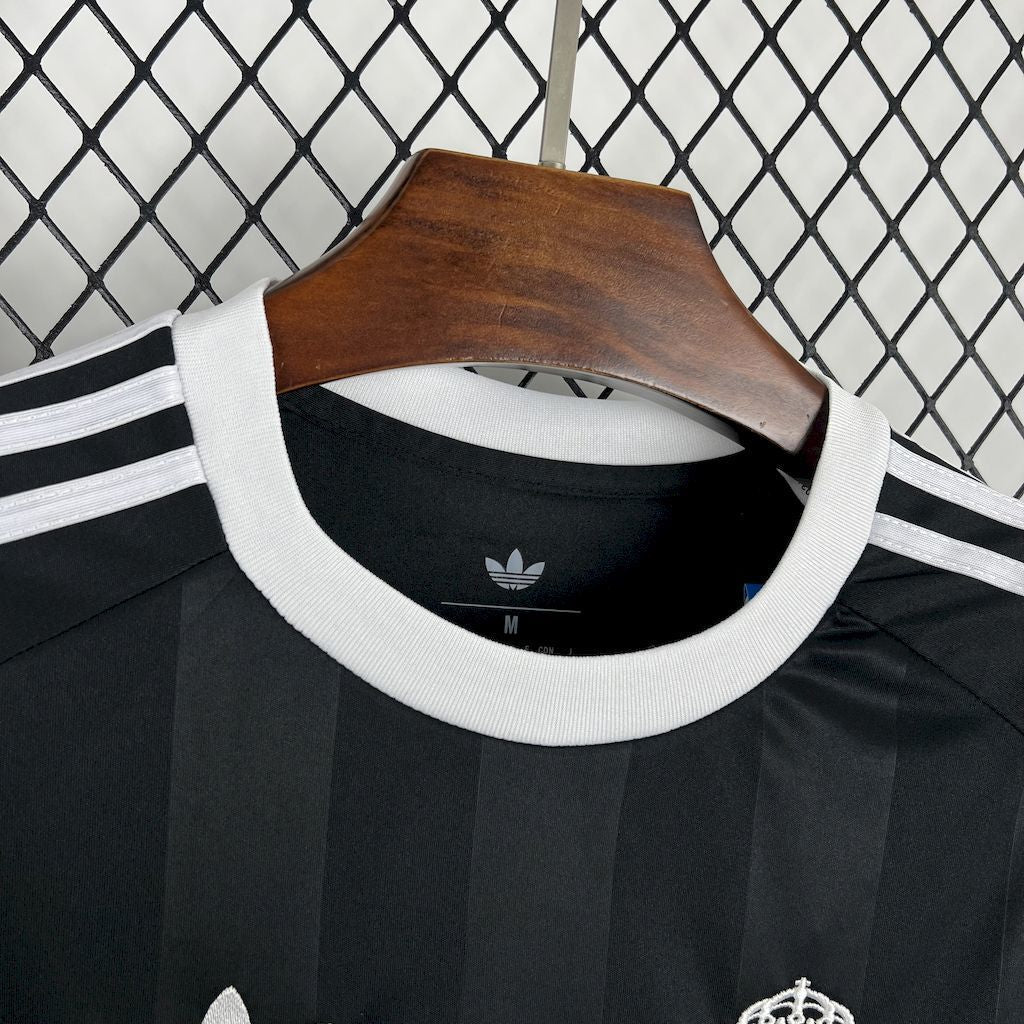 Real Madrid Black Special Kit