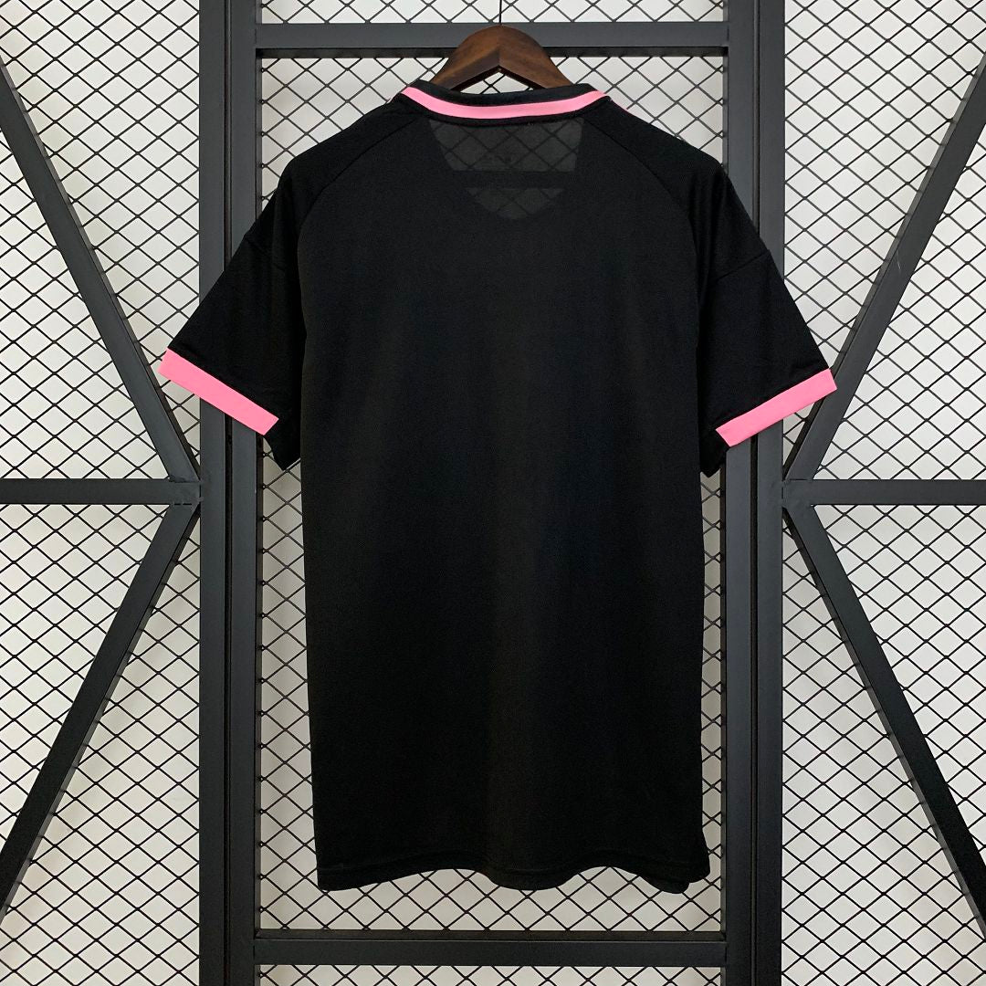 Real Madrid Pink Snake Kit